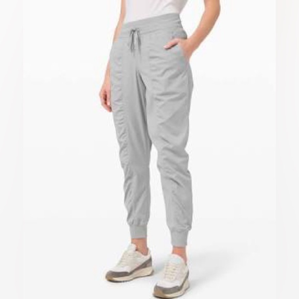 Lululemon Grey dance studio joggers women’s